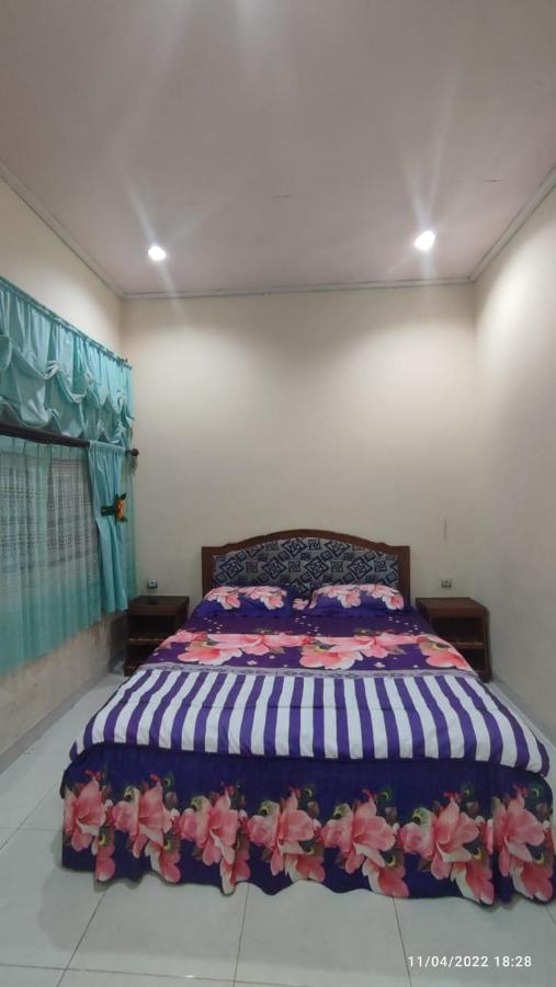 D-Rima Homestay Ruteng Exterior foto
